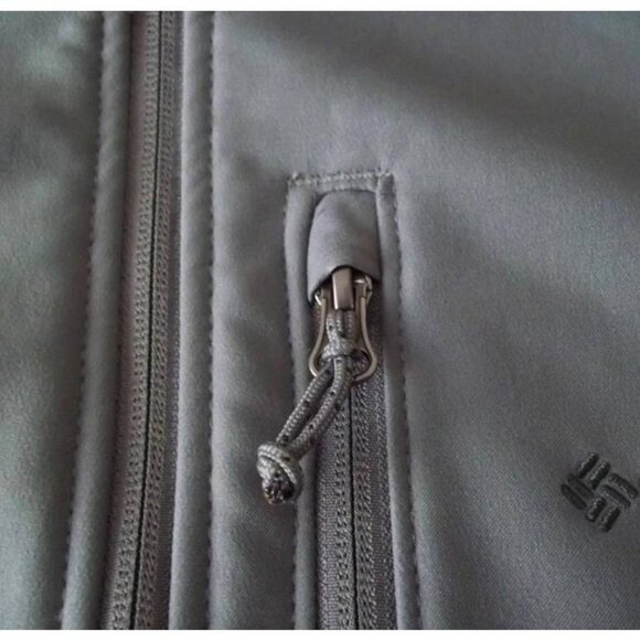 Columbia® ‘Ascender’ Softshell Zippered Jacket Size XLarge - Picture 11 of 13